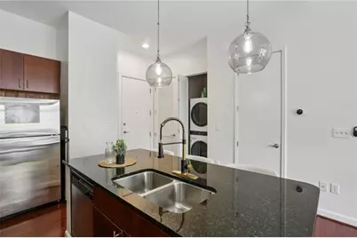 711 Cosmopolitan Avenue NE #102, Atlanta, GA 30324 - Photo 8