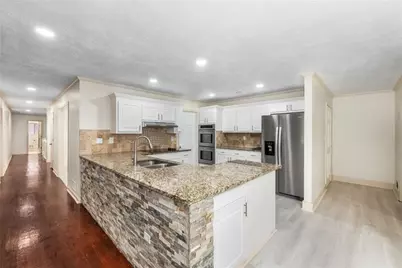 234 Shadow Lake Drive SW, Lilburn, GA 30047 - Photo 14