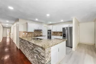 234 Shadow Lake Dr SW, Lilburn, GA 30047 - Photo 14