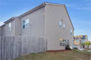 6410 Shalks Xing Dr, Lithonia, GA 30058 - Photo 2