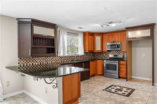 542 Staghorn Ln, Suwanee, GA 30024 - Photo 12