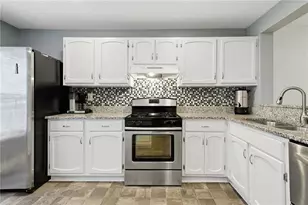 1355 N Crossing Dr NE, Atlanta, GA 30329 - Photo 4