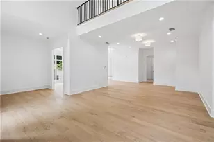 10745 Waters Rd, Alpharetta, GA 30022 - Photo 12