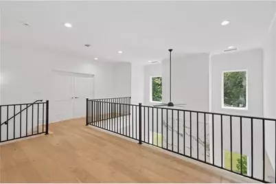 10745 Waters Road, Alpharetta, GA 30022 - Photo 36