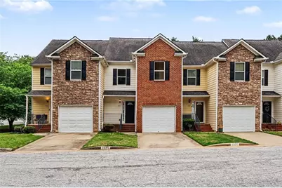 2959 Stonecrest Lane, Lithonia, GA 30038 - Photo 2