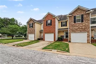2959 Stonecrest Ln, Lithonia, GA 30038 - Photo 4