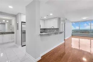 3338 Peachtree Rd NE, Atlanta, GA 30326 - Photo 10
