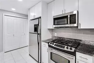 3338 Peachtree Rd NE, Atlanta, GA 30326 - Photo 14