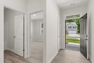 2930 Daxton Ln, Gainesville, GA 30507 - Photo 4