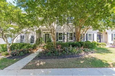 9385 Knollcrest Boulevard, Johns Creek, GA 30022 - Photo 2