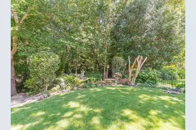 9385 Knollcrest Boulevard, Johns Creek, GA 30022 - Photo 4