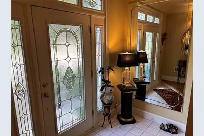 9385 Knollcrest Boulevard, Johns Creek, GA 30022 - Photo 8
