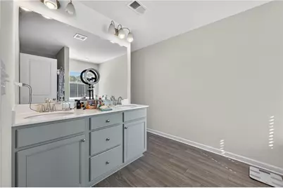 252 Regent Park, Hoschton, GA 30548 - Photo 10