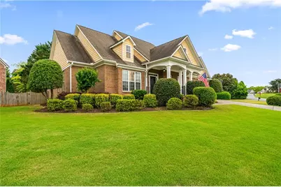 86 Colonial Circle NW, Cartersville, GA 30120 - Photo 2