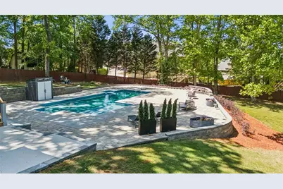 3889 Easy Circle NE, Marietta, GA 30066 - Photo 4