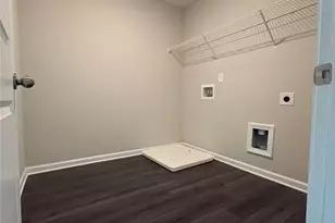 2471 Hanover Woods Rd, Lithonia, GA 30058 - Photo 20