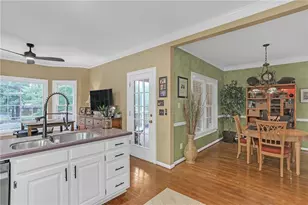 1910 Stockton Walk Ln, Snellville, GA 30078 - Photo 10