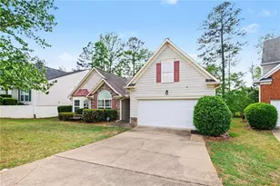 1053 Southwood Dr, Villa Rica, GA 30180 - Photo 2