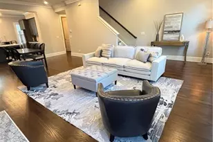 130 Clover Ct, Roswell, GA 30075 - Photo 6