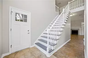 425 Tramore Ct, Roswell, GA 30075 - Photo 2