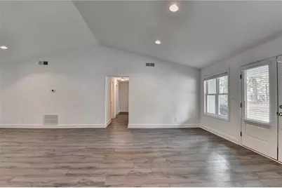 4243 N Arnold Mill Road, Woodstock, GA 30188 - Photo 10