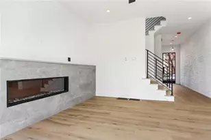 2985 Lookout Pl NE, Atlanta, GA 30305 - Photo 10