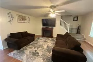 6231 Hickory Ln Cir, Union City, GA 30291 - Photo 6