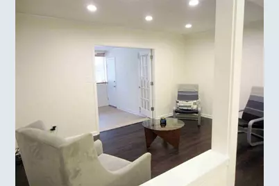 11 Cantey Place NW, Atlanta, GA 30327 - Photo 4