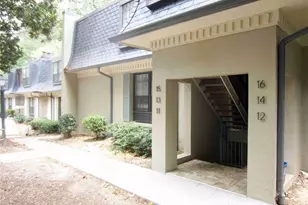 11 Cantey Pl NW, Atlanta, GA 30327 - Photo 2