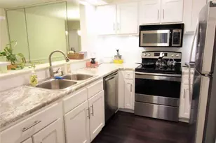 11 Cantey Pl NW, Atlanta, GA 30327 - Photo 8