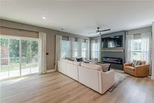 255 Climbing Ivy Cir, Fayetteville, GA 30214 - Photo 10