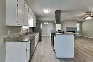 4956 W Ridge Dr, Douglasville, GA 30135 - Photo 4
