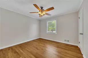 999 Malibu Dr, Marietta, GA 30066 - Photo 20