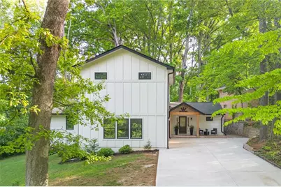 1461 Lively Ridge Road NE, Atlanta, GA 30329 - Photo 2