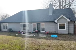 230 Overlook Dr, Covington, GA 30016 - Photo 2