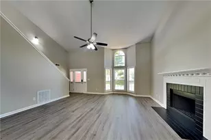 1021 Orchard Mill Ln, Lawrenceville, GA 30043 - Photo 2