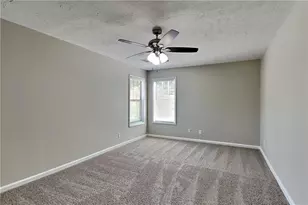 1021 Orchard Mill Ln, Lawrenceville, GA 30043 - Photo 14