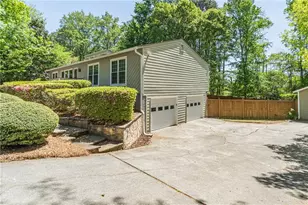 3410 Dry Creek Rd, Marietta, GA 30062 - Photo 4