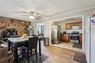6300 Sweetbriar Dr SW, Mableton, GA 30126 - Photo 12