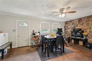 6300 Sweetbriar Dr SW, Mableton, GA 30126 - Photo 10
