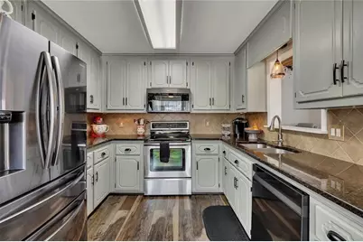 701 Mulberry Circle, Woodstock, GA 30189 - Photo 12