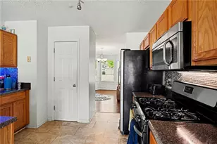 8710 Walworth Ct, Jonesboro, GA 30238 - Photo 12