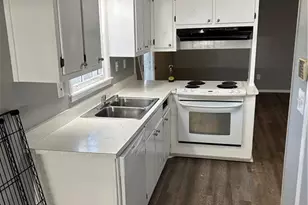 499 Oak Way, Lawrenceville, GA 30046 - Photo 4
