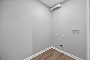 1696 Beecher St SW, Atlanta, GA 30310 - Photo 6