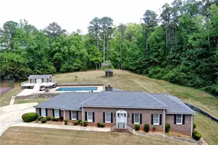5025 Greentree Trail, South Fulton, GA 30349 - Photo 4