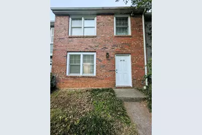 8839 Long Beach Circle, Sandy Springs, GA 30350 - Photo 4