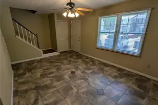 8839 Long Beach Cir, Sandy Springs, GA 30350 - Photo 6