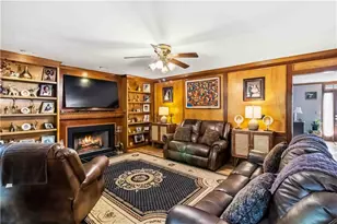 411 Sarah Ln, Lawrenceville, GA 30046 - Photo 6