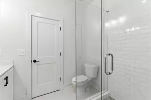 170 Color Cir, Atlanta, GA 30317 - Photo 18