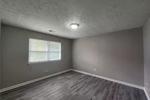 1653 Pinedale Cir NW, Conyers, GA 30012 - Photo 6